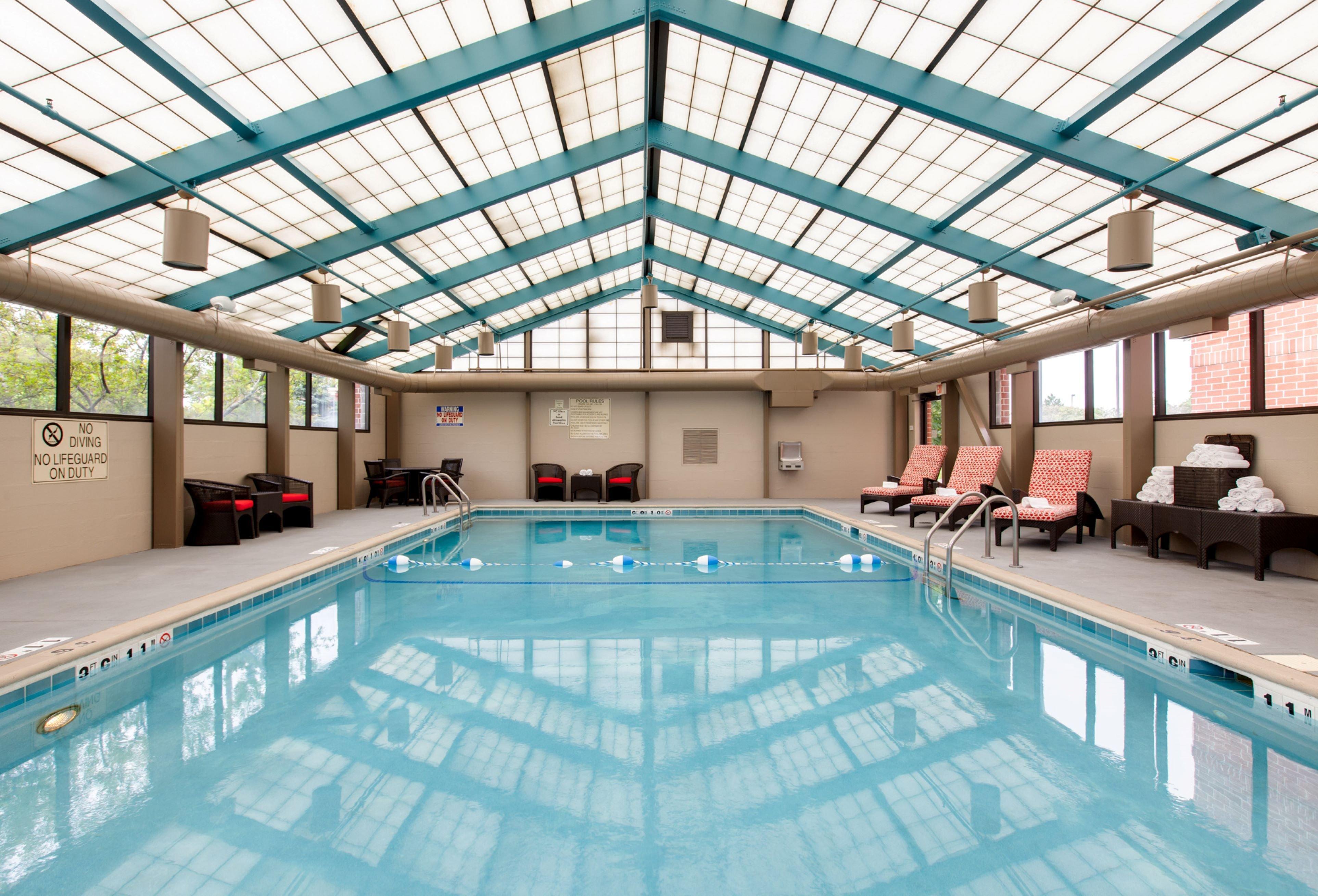 Hotel Indigo Chicago - Vernon Hills By Ihg Bagian luar foto