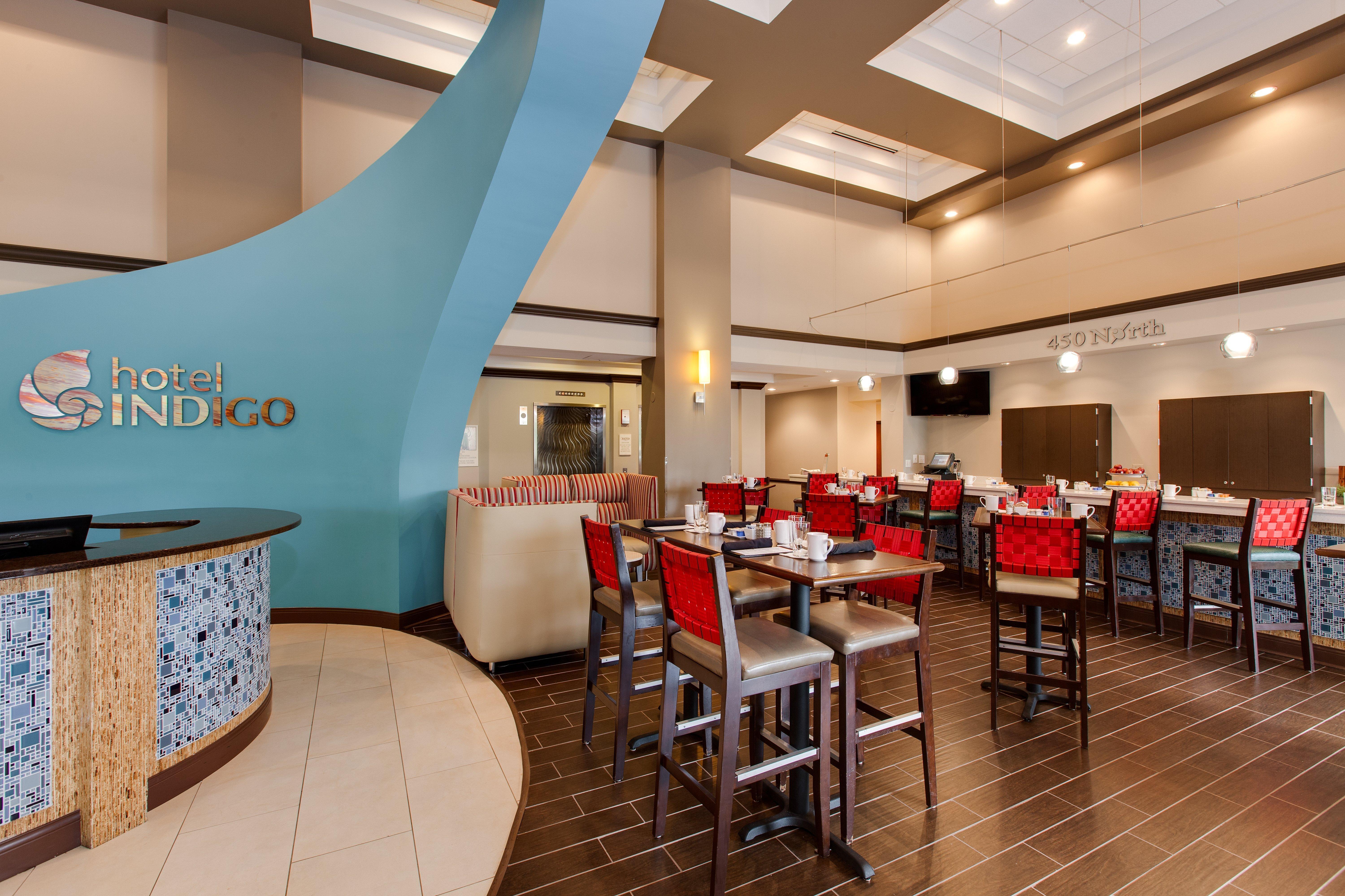Hotel Indigo Chicago - Vernon Hills By Ihg Bagian luar foto