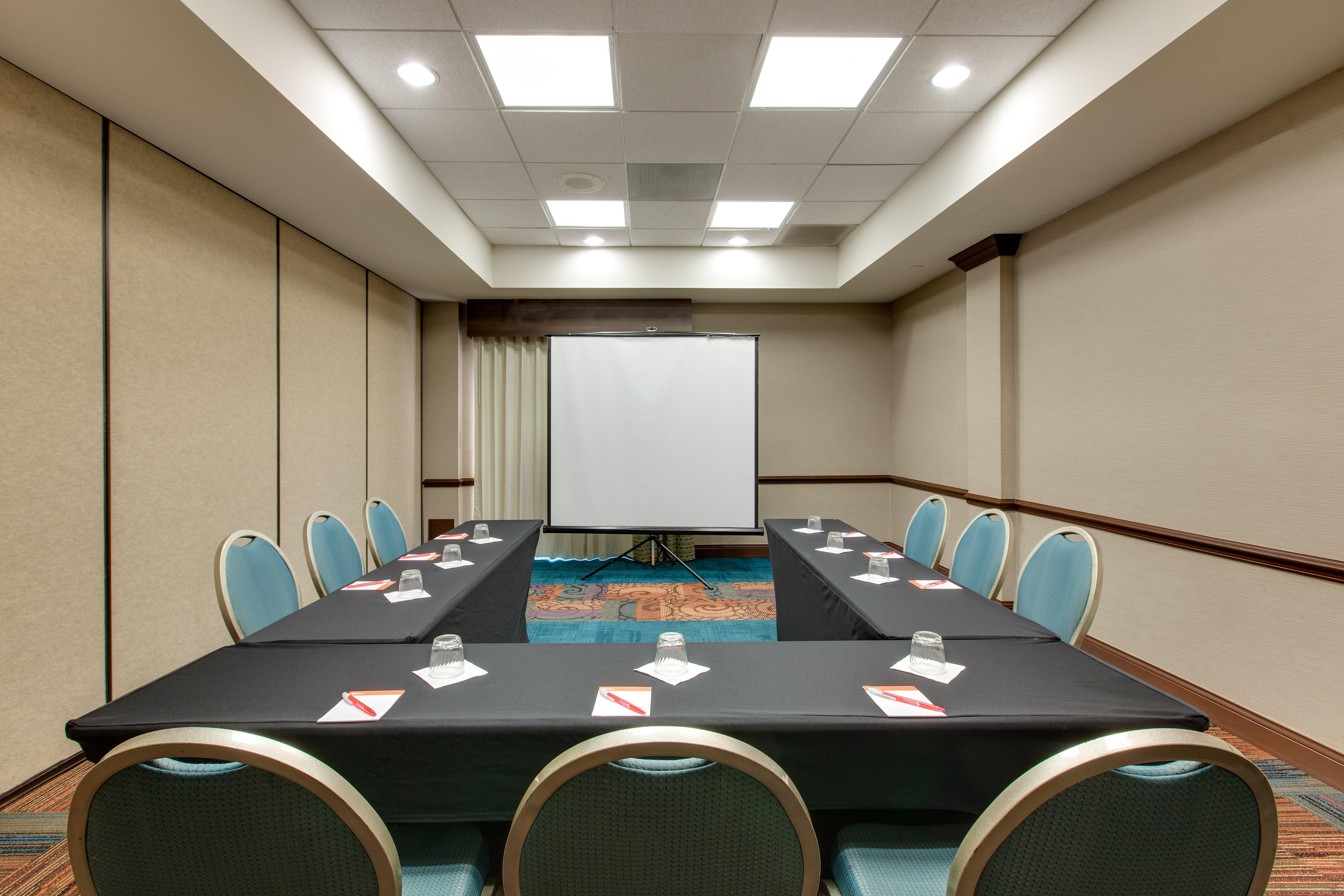 Hotel Indigo Chicago - Vernon Hills By Ihg Bagian luar foto